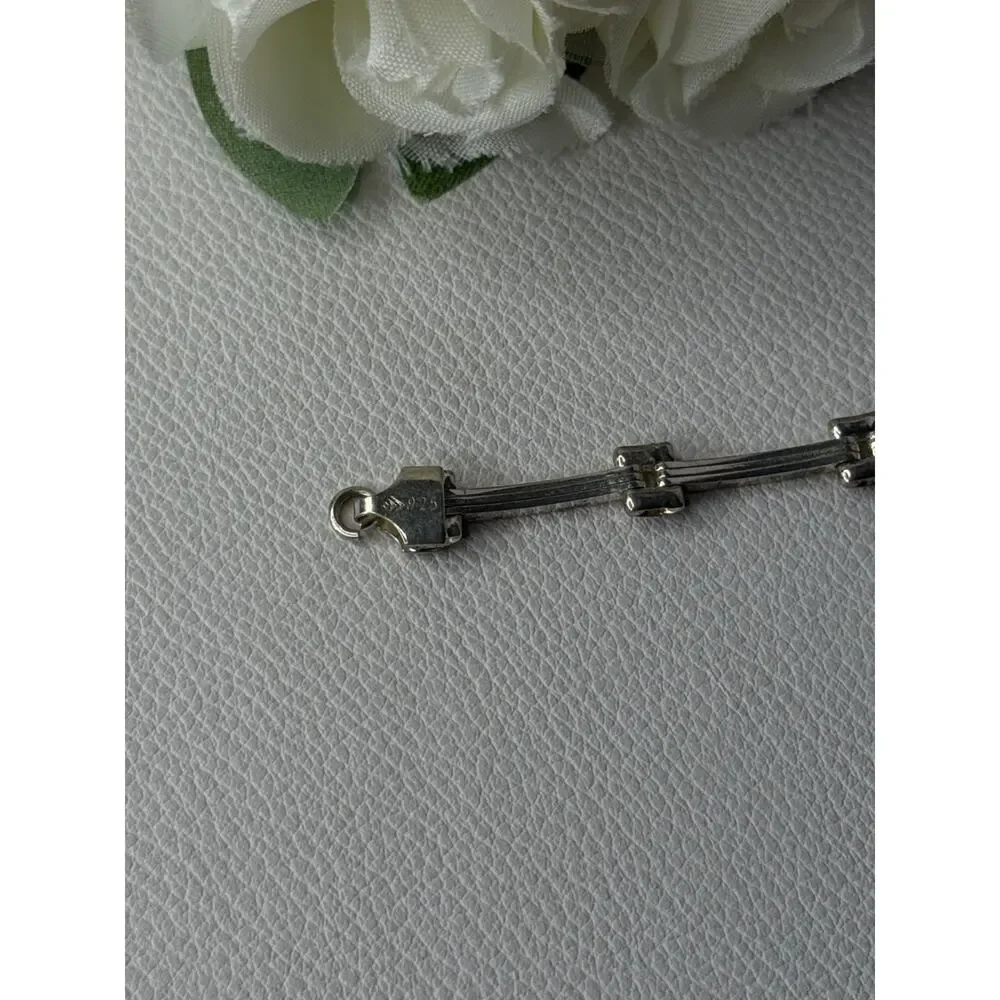Classy Italy 925 Sterling Silver Bracelet Length 6.5 Inch